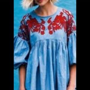 Hemant & Nandita bell sleeves embroidery